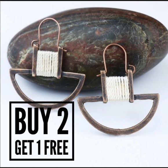 Boho Bronze Metal and Thread Earrings - Picture 1 of 4